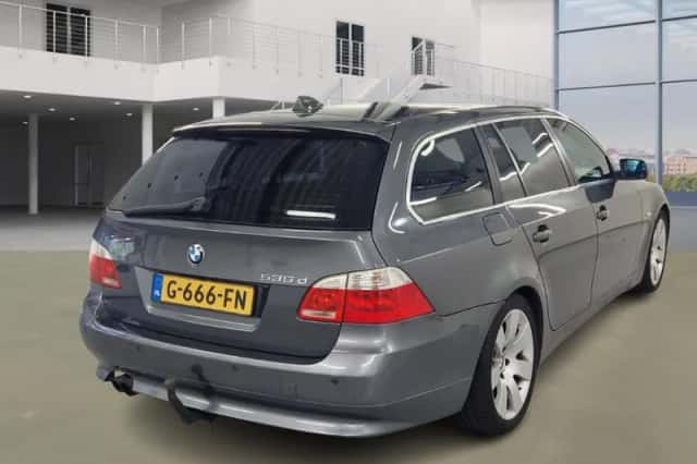 BMW 5-Serie (2005) thumbnail 2