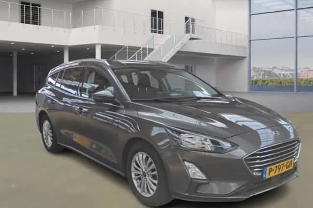 Ford Focus (2019) thumbnail 2