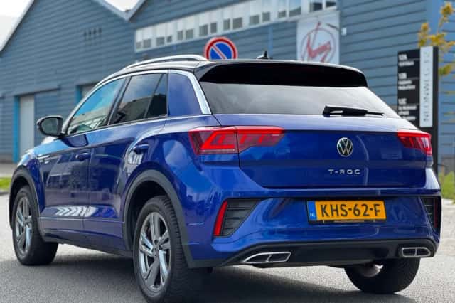 Volkswagen T-Roc (2024) thumbnail 6