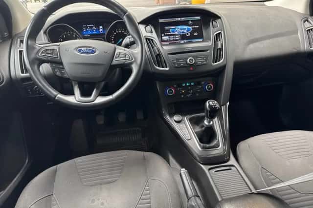 Ford Focus (2016) thumbnail 4