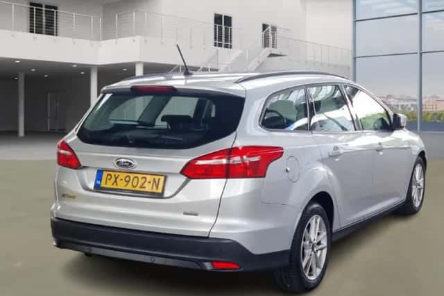 Ford Focus (2017) thumbnail 3