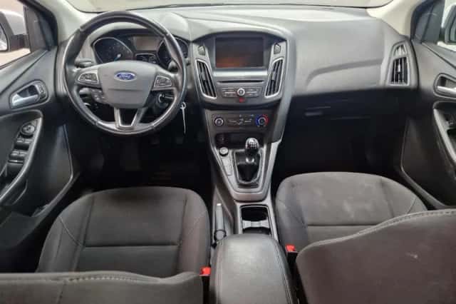 Ford Focus (2017) thumbnail 5