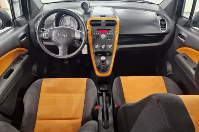 Opel Agila (2008) thumbnail 6