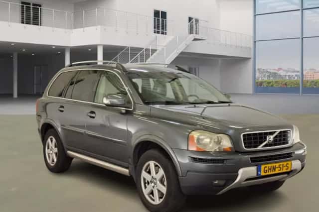Volvo XC90 (2007) thumbnail 2