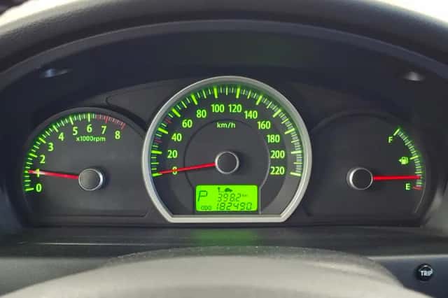 Kia Sportage (2008) thumbnail 5