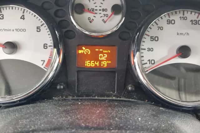 Peugeot 207 (2011) thumbnail 5