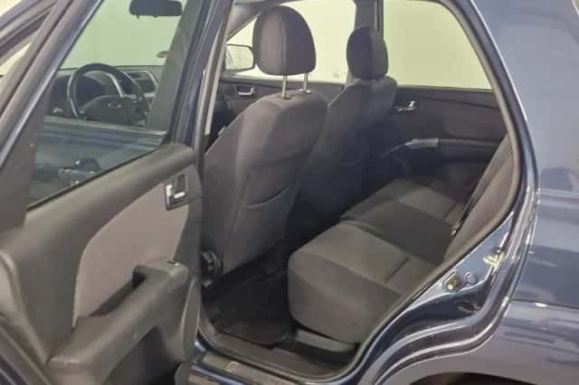 Kia Sportage (2008) thumbnail 6