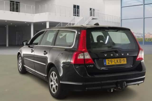 Volvo V70 (2010) thumbnail 4