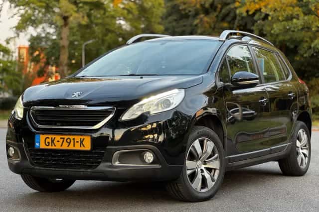 Peugeot 2008 (2015) thumbnail 1