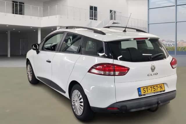 Renault Clio (2018) thumbnail 4
