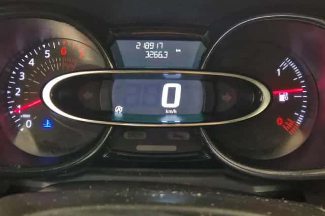 Renault Clio (2018) thumbnail 5