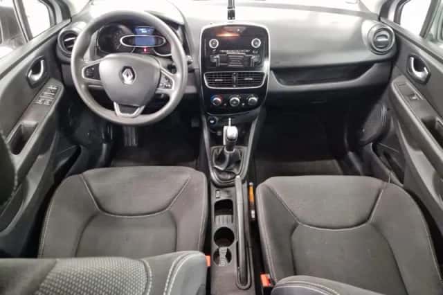 Renault Clio (2018) thumbnail 6