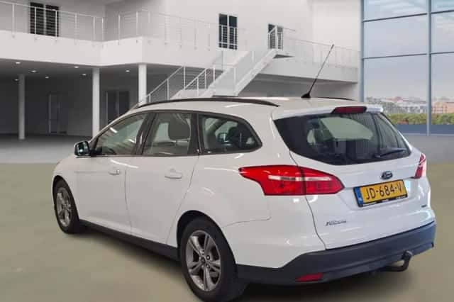 Ford Focus (2016) thumbnail 4