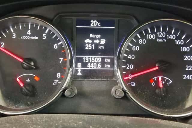 Nissan Qashqai (2013) thumbnail 5