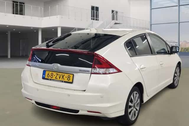 Honda Insight (2013) thumbnail 3