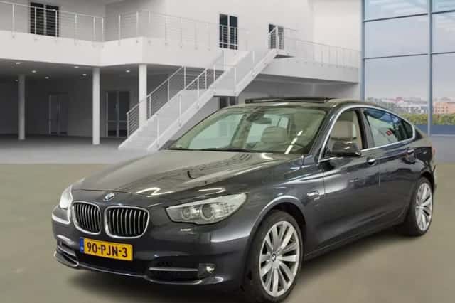 BMW 5-Serie (2011) thumbnail 1