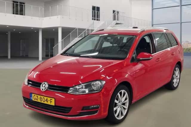 Volkswagen Golf (2015) thumbnail 1