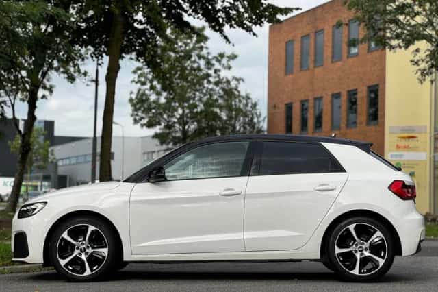 Audi A1 (2021) thumbnail 2