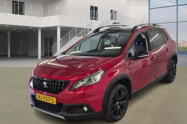 Peugeot 2008 (2017) thumbnail 1