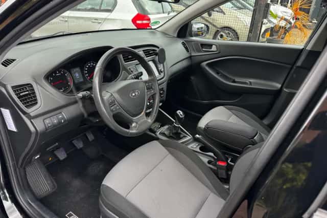 Hyundai i20 (2018) thumbnail 3