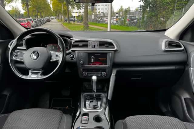 Renault Kadjar (2017) thumbnail 3