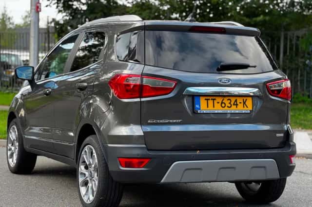 Ford EcoSport (2018) thumbnail 4