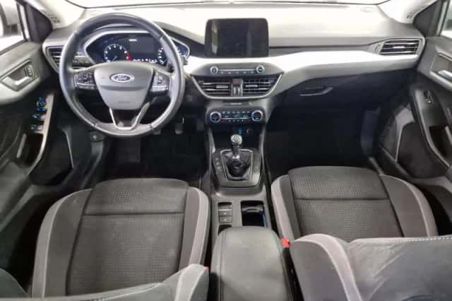 Ford Focus (2018) thumbnail 4