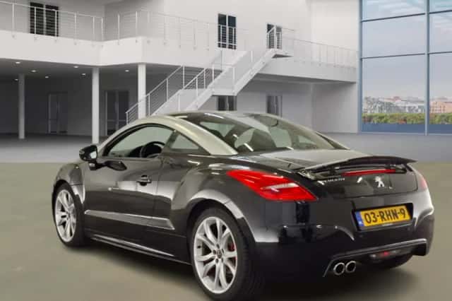 Peugeot RCZ (2011) thumbnail 4