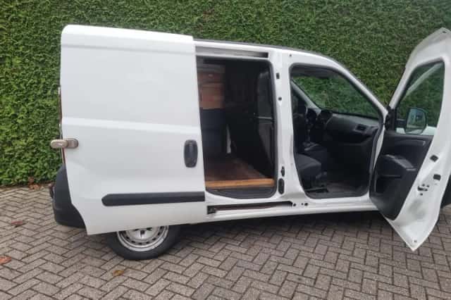 Opel Combo (2015) thumbnail 4
