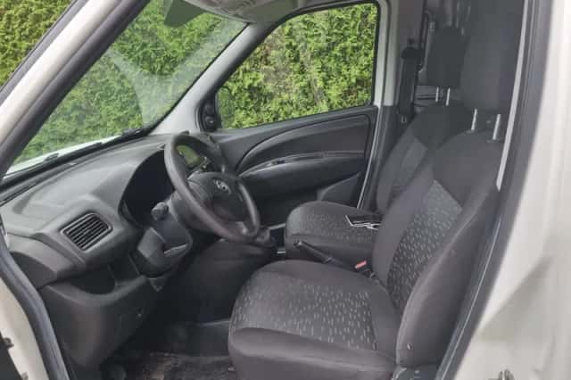 Opel Combo (2015) thumbnail 6