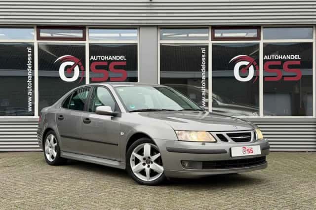 Saab 9-3 (2005) thumbnail 3