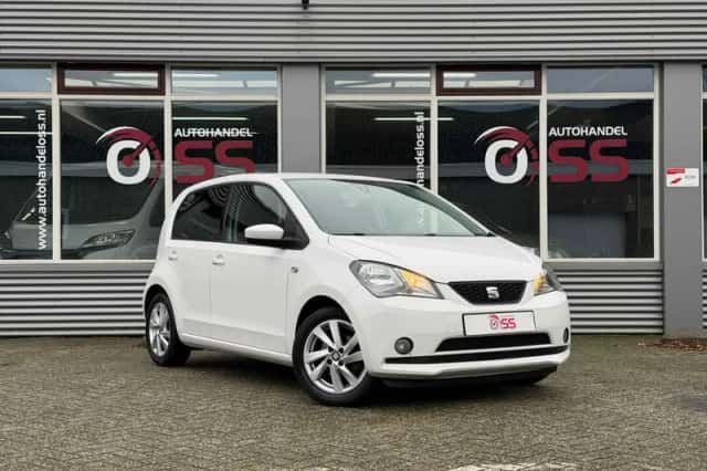 SEAT Mii (2016) thumbnail 3