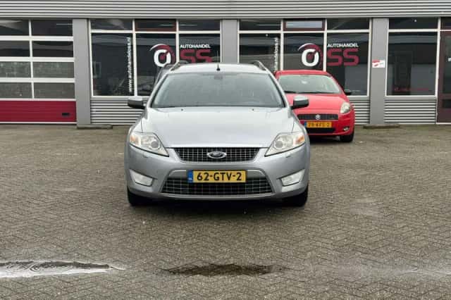 Ford Mondeo (2008) thumbnail 2