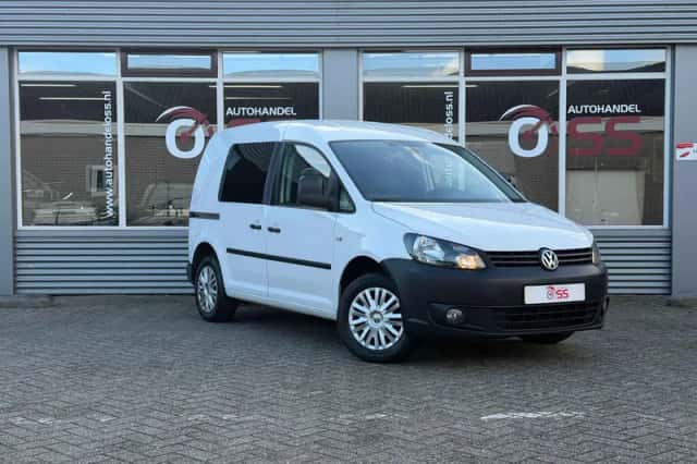 Volkswagen Caddy (2013) thumbnail 3
