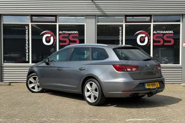 SEAT Leon (2014) thumbnail 6
