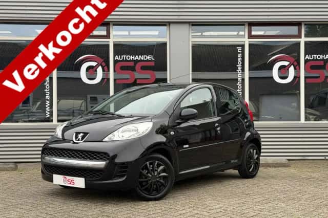 Peugeot 107 (2011) thumbnail 1