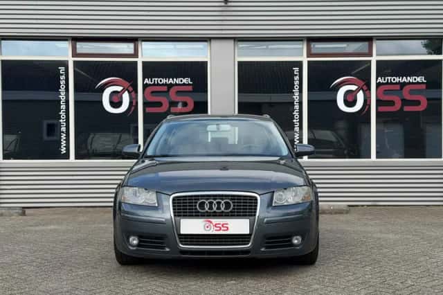 Audi A3 (2007) thumbnail 2