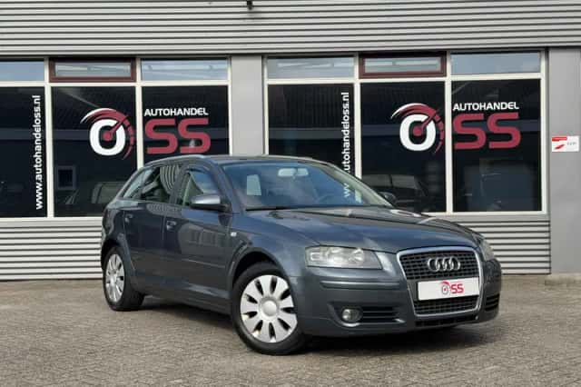 Audi A3 (2007) thumbnail 3