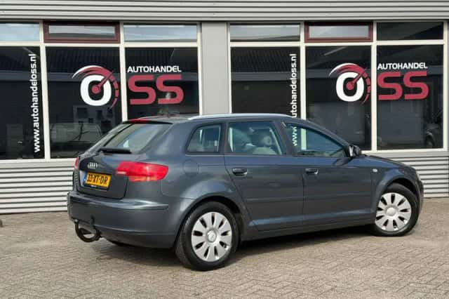 Audi A3 (2007) thumbnail 4