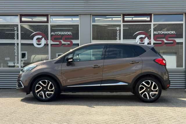 Renault Captur (2015) thumbnail 5
