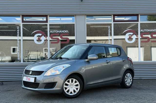 Suzuki Swift (2011) thumbnail 1
