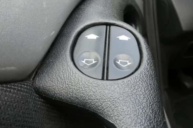 Ford Ka (2008) thumbnail 6