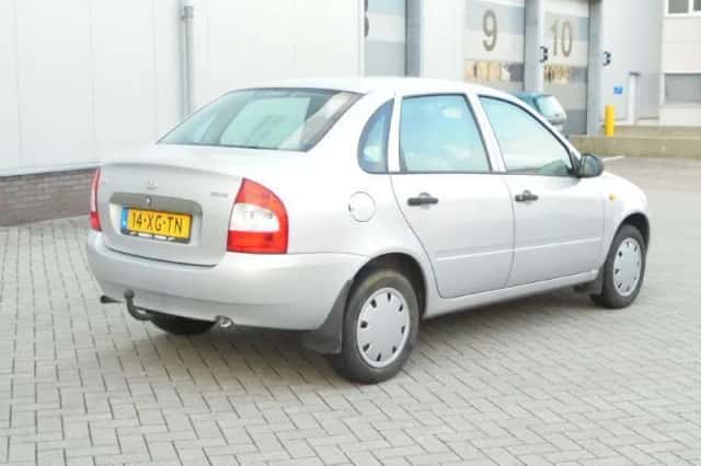 Lada Kalina (2007) thumbnail 3