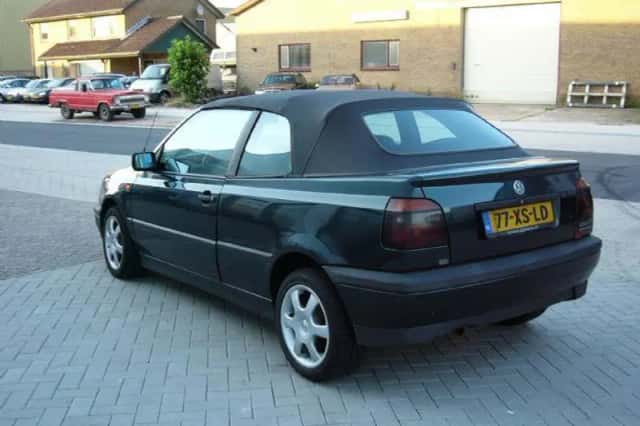 Volkswagen Golf (1994) thumbnail 3