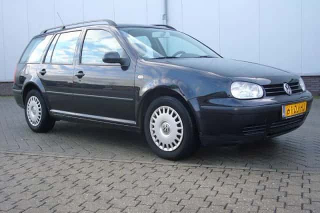 Volkswagen Golf (1999) thumbnail 1