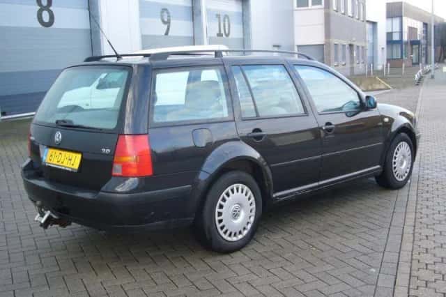 Volkswagen Golf (1999) thumbnail 3