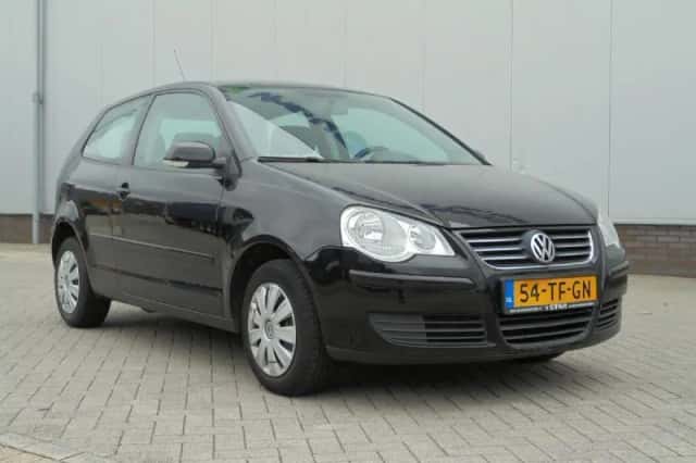 Volkswagen Polo (2006) thumbnail 1