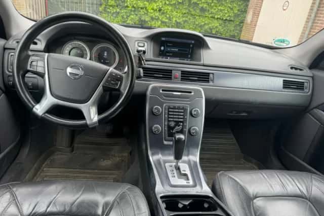 Volvo V70 (2012) thumbnail 6