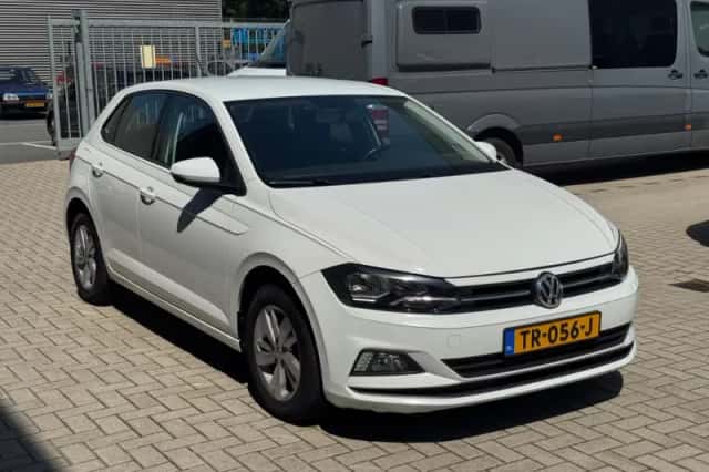 Volkswagen Polo (2018) thumbnail 2