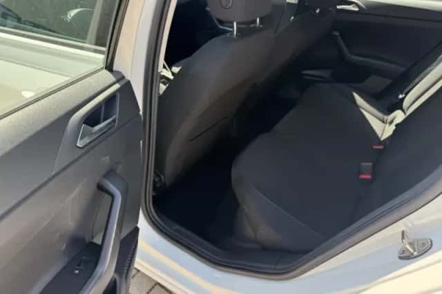 Volkswagen Polo (2018) thumbnail 5